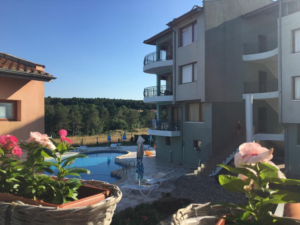 Dream Bay Family Hotel Tsarevo Exteriör bild